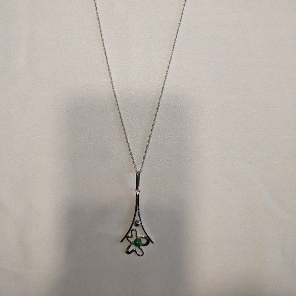 Silver Necklace with Jade Pendant - Picture 2 of 3